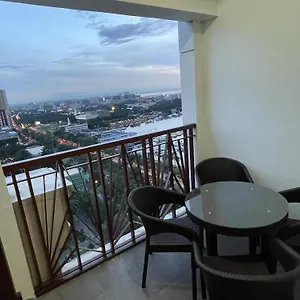 Admiral Baysuites Manila
